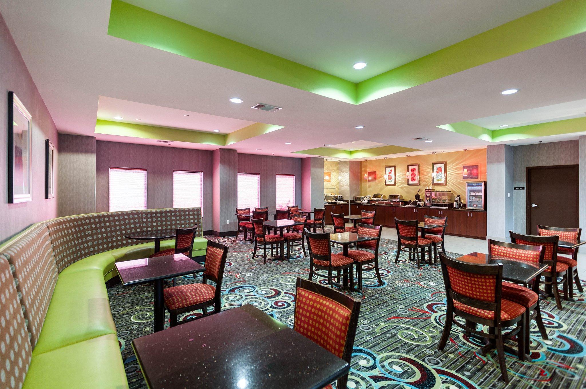 Comfort Suites Greenville Exterior photo